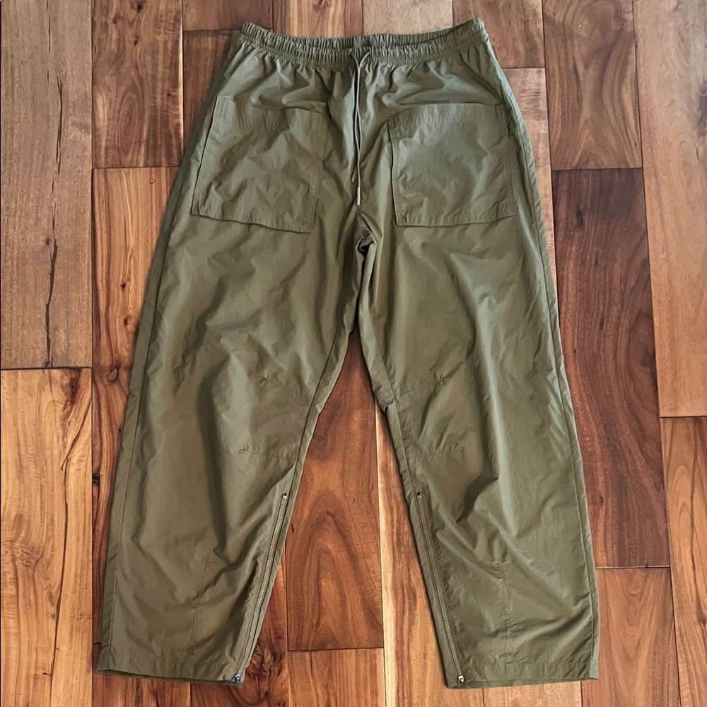 Free people Olive green pull on Pants